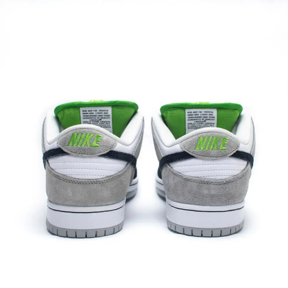 Tênis SB Dunk Low - Chlorophyll Cinza