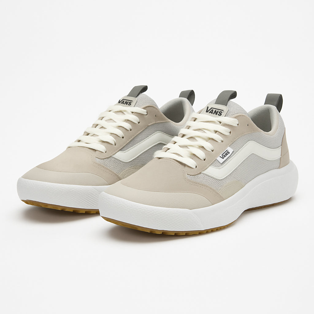 Tênis Ultrarange Exo SE Branco com Cinza Feminino